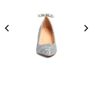 fashion to figure silver glitter pointed toe heels size 9W